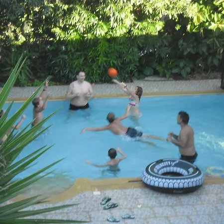 Maria Πανσιόν *